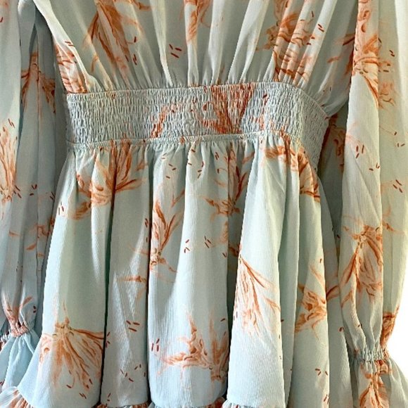 🌴 Exclura Dress - Size Large - Picture 9 of 13